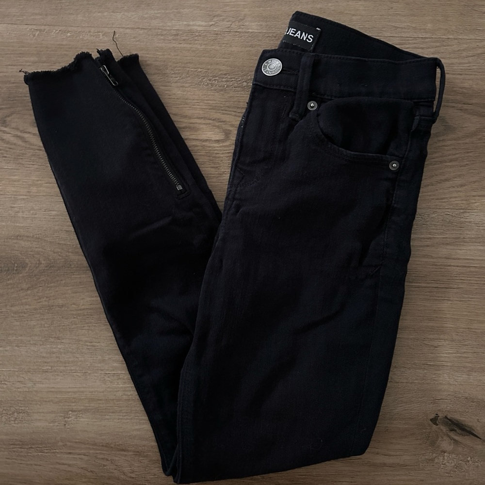 Express Woman’s Skinny Jeans - Picture 1 of 10